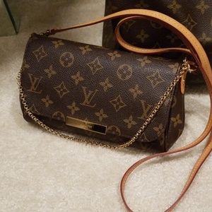 SOLD 💠Louis Vuitton® FAVORITE PM Monogram